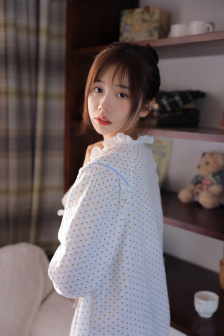 《交换:完美的邻居》2020